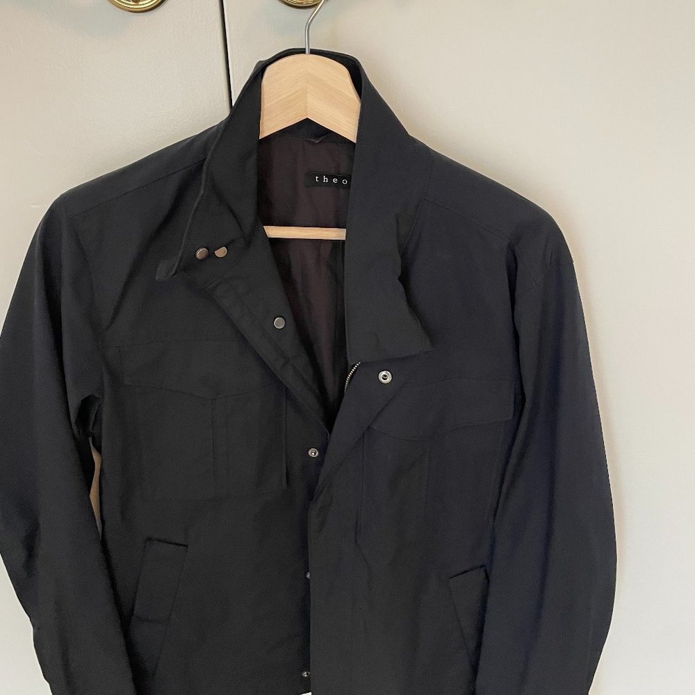 Theory Light Jacket